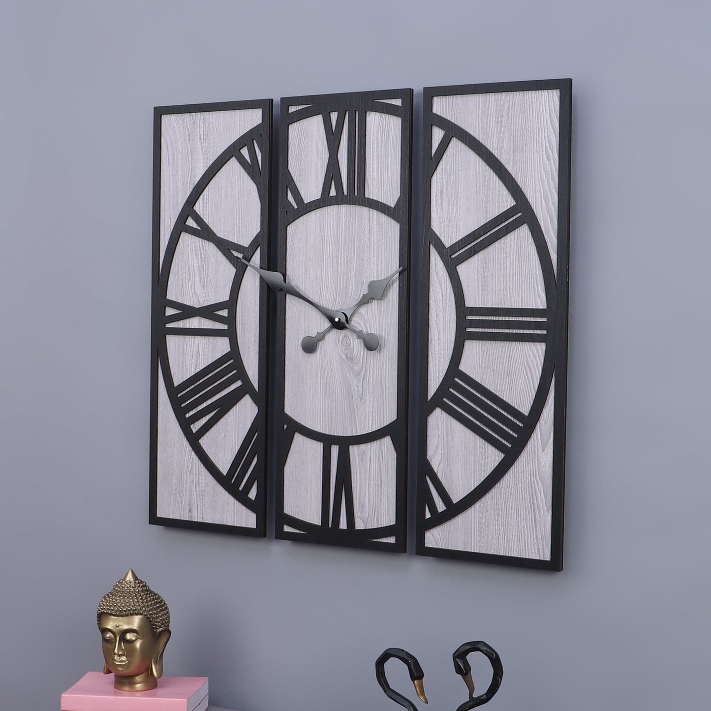 Monochrome Timepiece || Wall Clocks